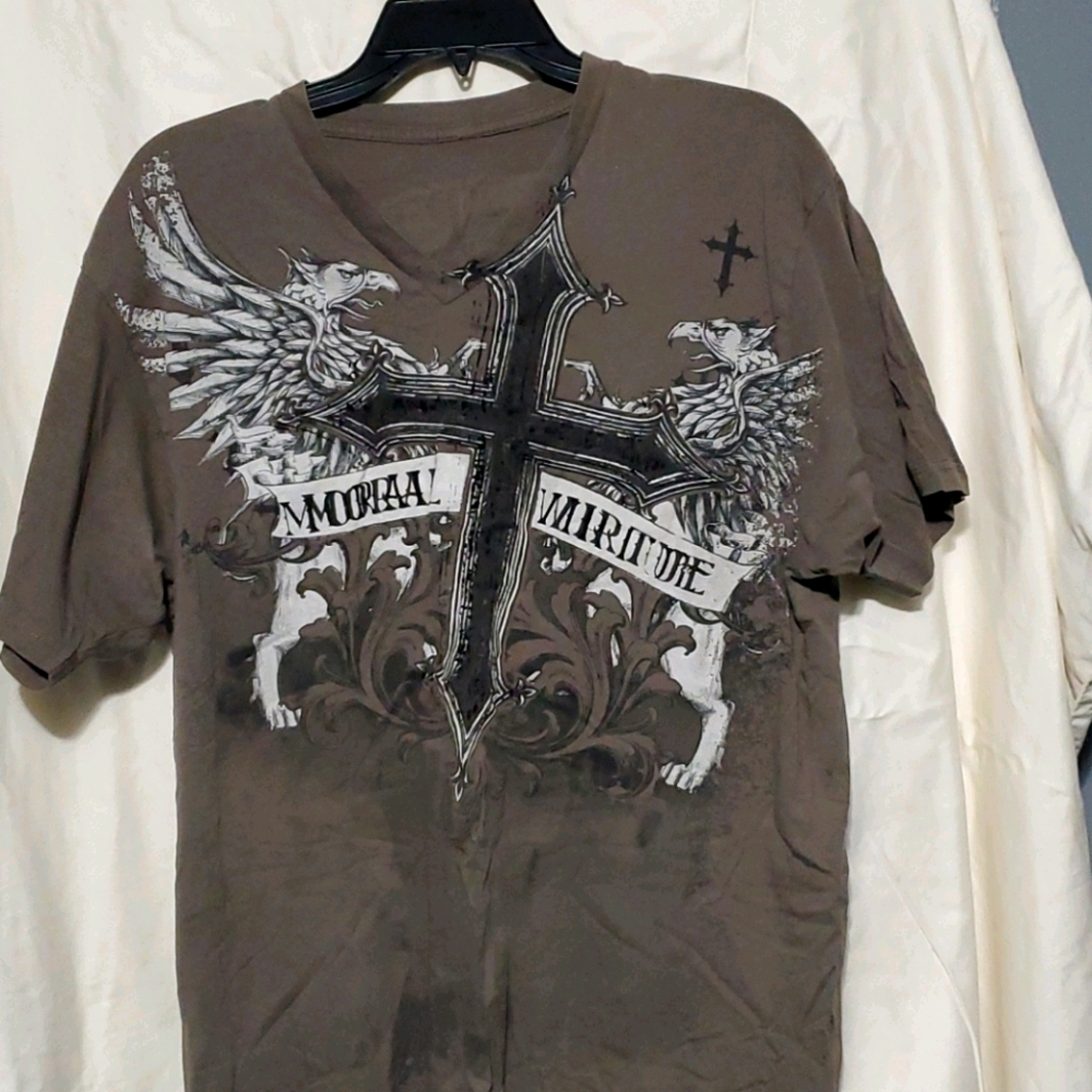 Graphic t-shirt